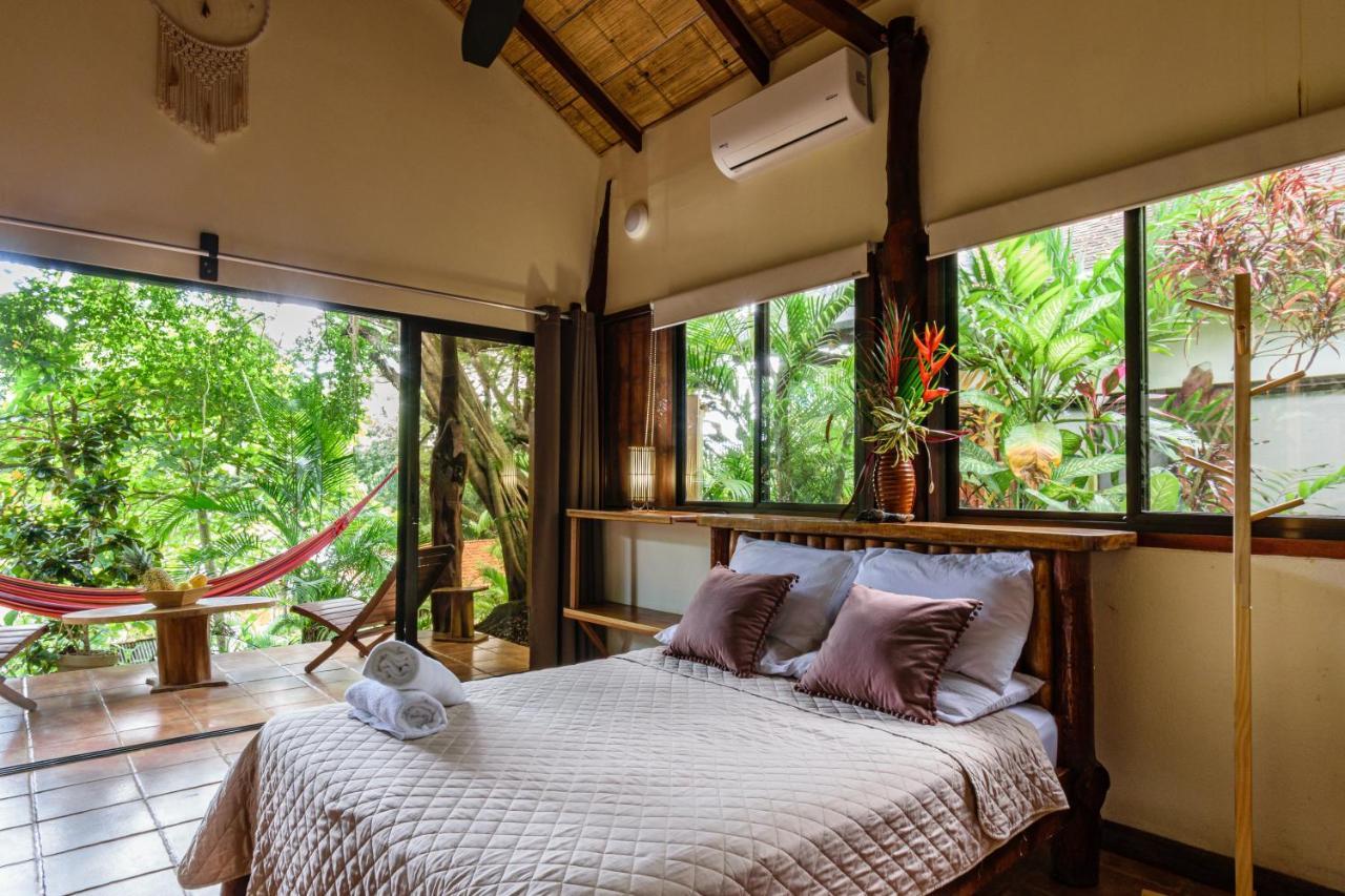 Funky Monkey Lodge Playa Santa Teresa  Exterior foto